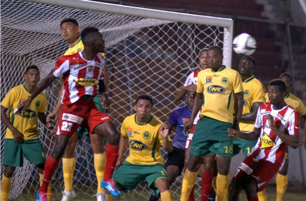 El Vida se resiste a descender