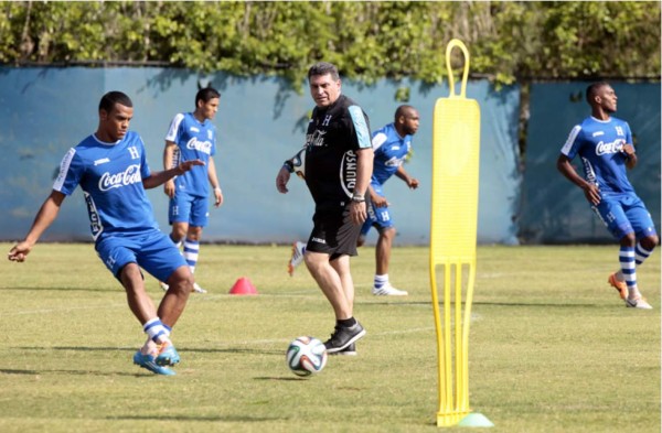 Honduras comenzó a afinar su táctica para el Mundial de Brasil
