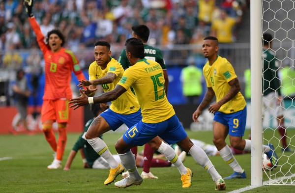 Brasil doblega a México y los elimina del Mundial de Rusia