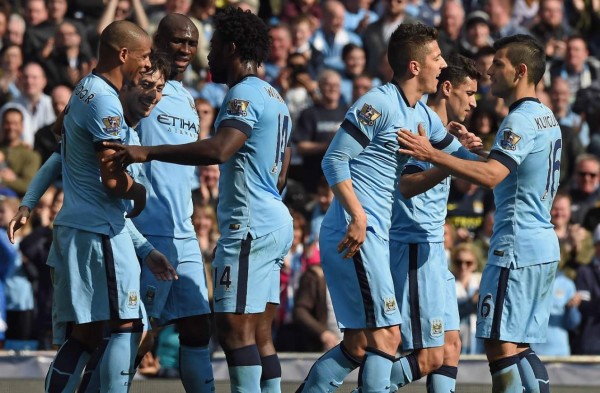 El City golea al West Brom y aún sueña con la Premier