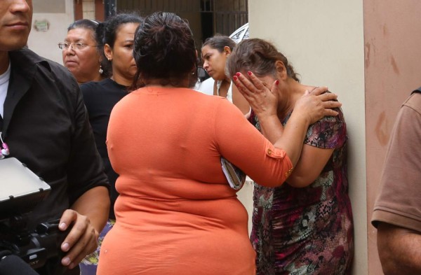 Con el pantalÃ³n del uniforme matan a un segundo reo de La Tolva