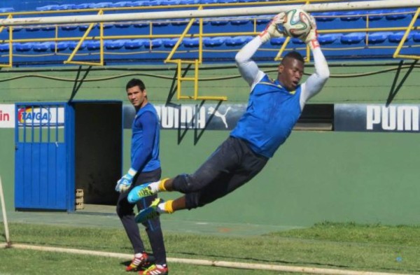 Johnn Bodden rescindirá contrato con el Sportivo Luqueño