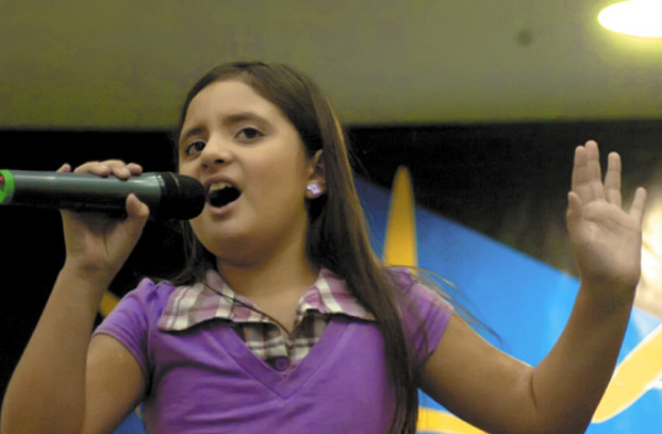 Impresionante talento infantil en Galerías