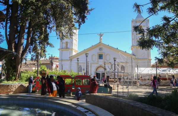 La Esperanza e Intibucá, como dos doncellas frescas y bellas