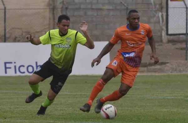 Real de Minas perdonó a la UPN y se acerca al descenso