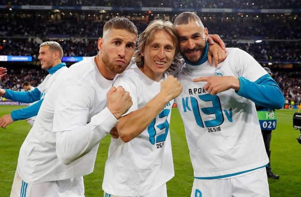 La camiseta de celebración del Real Madrid genera indignación en el Liverpool
