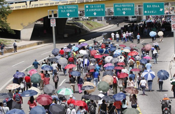 Dos personas testifican en juicio por caso Astropharma