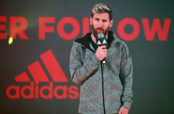 Messi esquiva hablar de su renovación con el Barcelona y genera más dudas