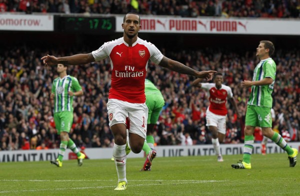 El Arsenal vence al Wolfsburgo y se lleva la Emirates Cup