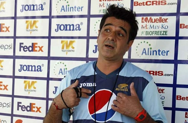 Diego Vázquez: 'Presión tienen las llantas de los carros'