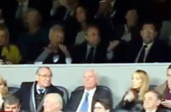 VIDEO: El feo gesto de Florentino Pérez a la afición del Real Madrid