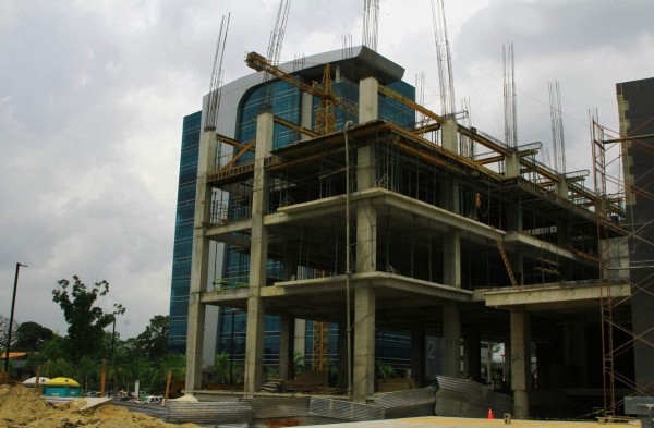 Ocupado 100% de locales comerciales en Altara