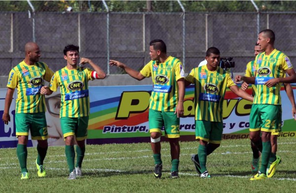 Un Parrillas One diezmado remontó y dejó herido a la Real Sociedad