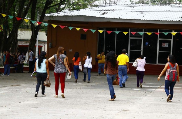Tras toma, clases se reanudan en la Unah-vs