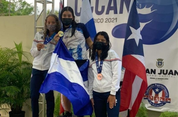 Una medalla más: Nadadora hondureña Michell Ramírez suma su cuarto oro en el CCCAN