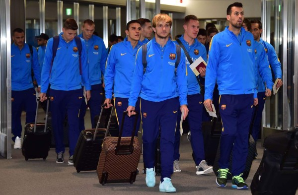 El Barcelona recibido en Japón como una estrella del rock