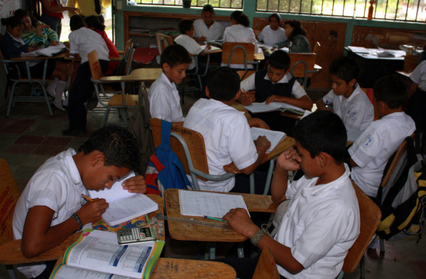 De forma parcial aplicarán la doble jornada de clases