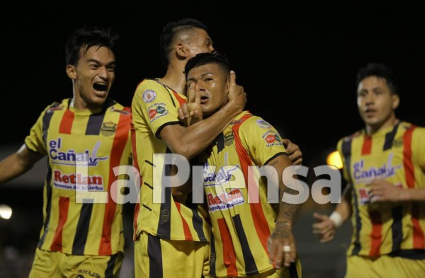 Real España sale vivo del Micheletti contra Honduras Progreso