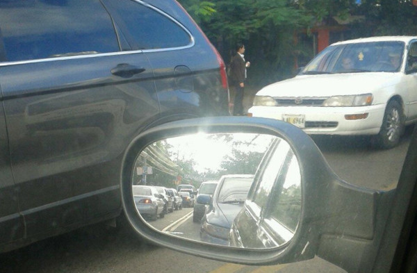 Conductores capitalinos se quejan por trabajos del Trans-450 en Honduras