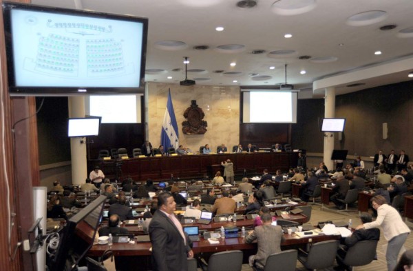 Congreso terminará aprobación del Código Penal esta semana