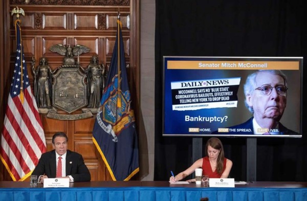 Los contagios siguen bajando en Italia a cinco días de su lenta desescalada