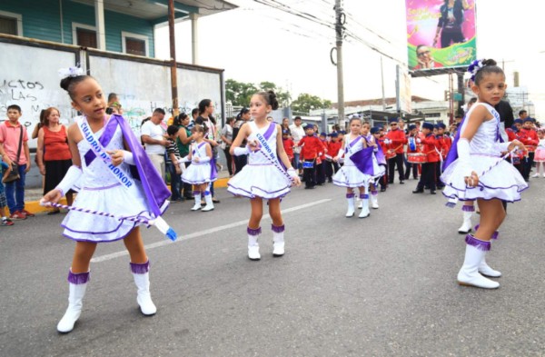 Escolares mostrarán hoy su fervor cívico por Honduras