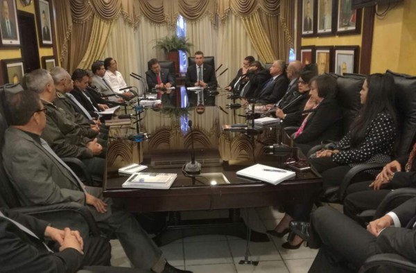 JOH y la Corte analizan paquete de reformas al Código Penal