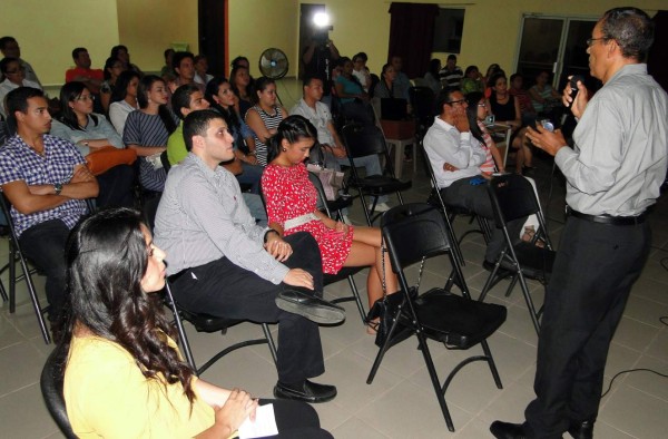 Buscan mejorar atenciones a pacientes en el hospital progreseño
