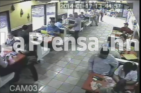 Honduras: Video registra asalto a restaurante en San Pedro Sula