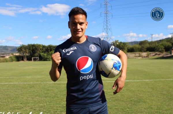 Diego Auzqui, argentino que se une al Motagua para la presente temporada