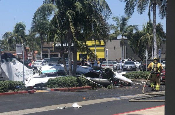 Al menos cinco muertos tras estrellarse una avioneta en California