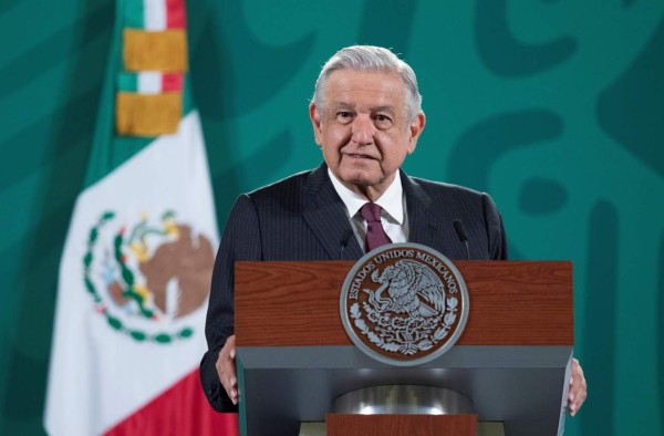 AMLO pide a Kamala Harris la reapertura de la frontera común