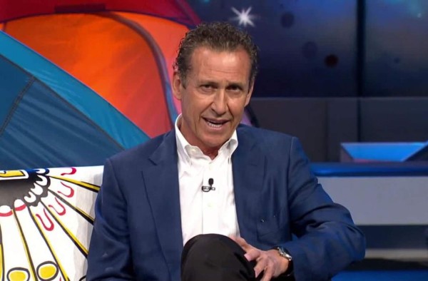 Valdano: 'Cristiano y Messi se han vuelto humanos un ratito'