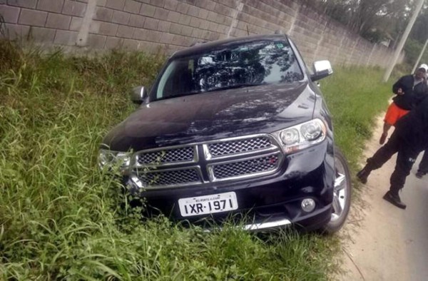 Ronaldinho sale ileso de un accidente en Porto Alegre