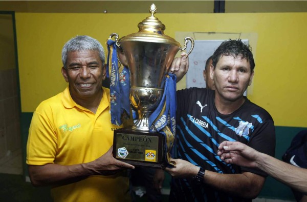 Héctor Castellón: 'Va para mi hija, que está graduándose'