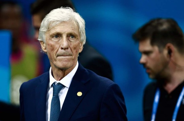 Pekerman dedica victoria ante Polonia a Carlos Sánchez, víctima de amenazas