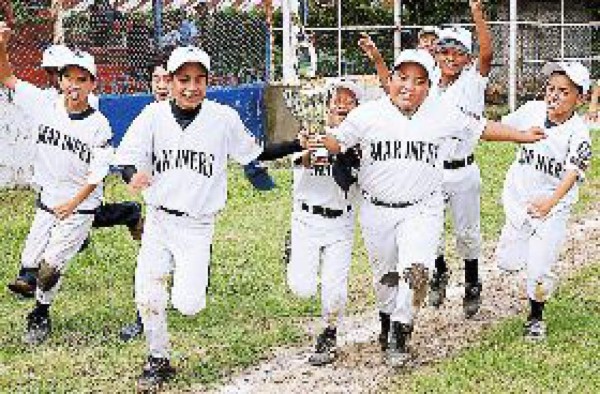 Marineros alza la copa