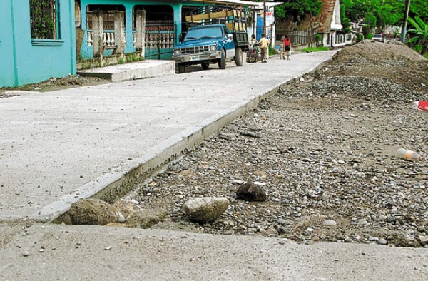 Finalizan pavimentación