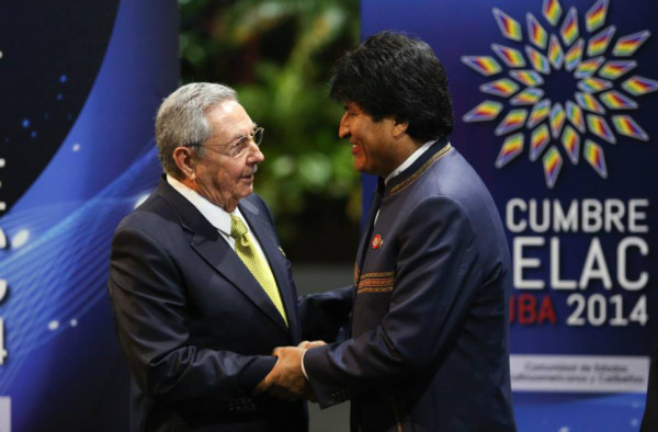 Cuba lanzó críticas a EUA en la Celac, que homenajeó a Chávez