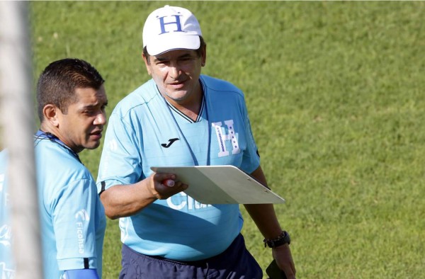 Las reglas inquebrantables de Pinto en Honduras para la eliminatoria