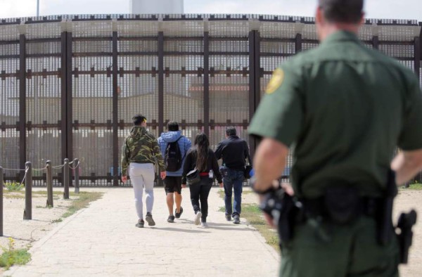 Dramático relato de hondureña que fue abusada en centro de detención en EEUU