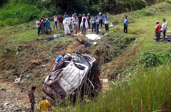 Mueren cuatro amigos en accidente