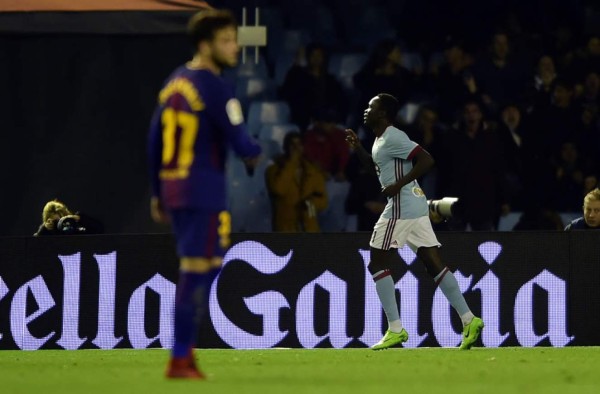 Pione Sisto celebrando el gol del empate del Celta contra el Barcelona. Foto AFP