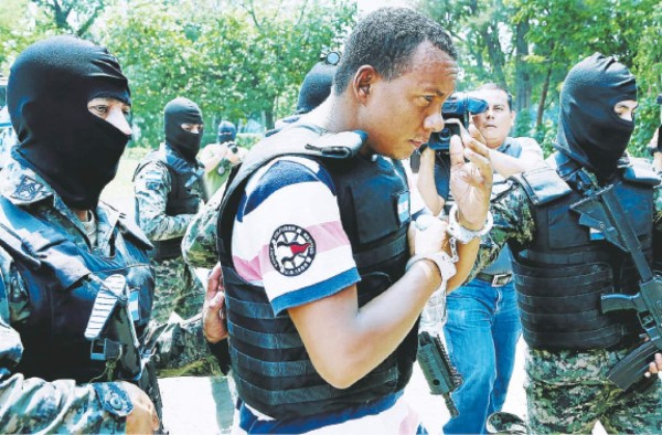 Colombiano Ever Oñate estaba al servicio de Carlos 'Negro' Lobo