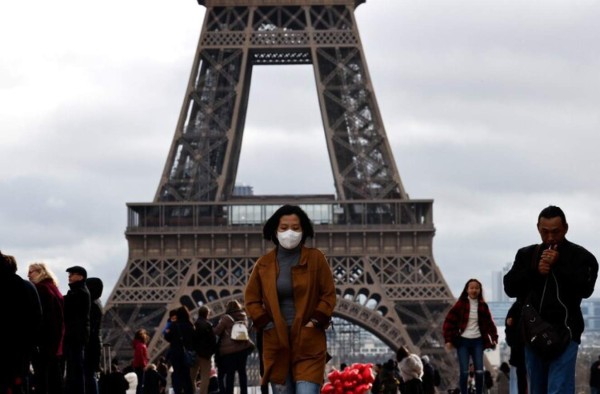 Cierran Torre Eiffel por el coronavirus 'hasta nuevo aviso'