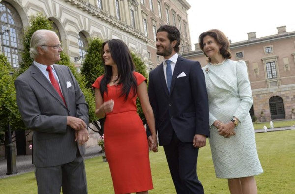 'Es un día muy feliz para los dos', príncipe Carlos Felipe de Suecia