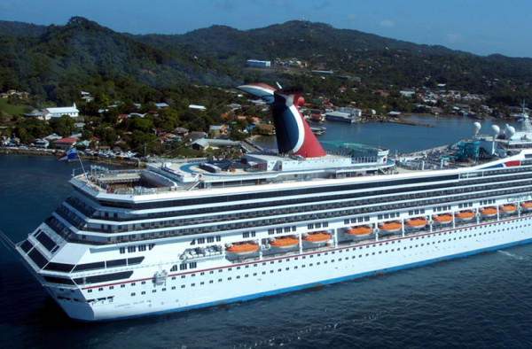 Inicia temporada alta de cruceros en Roatán