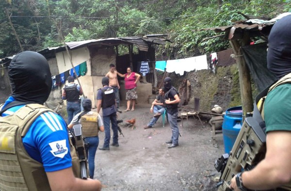 Decomisan tres motos de supuestos sicarios en San Pedro Sula