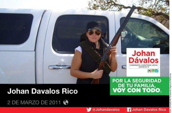 Exhiben a candidata política con rifle y stripper