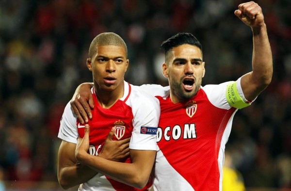 Mbappé y Falcao confirman el pase del Mónaco a las semifinales de la Champions League
